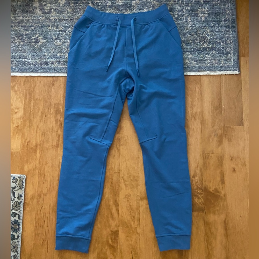 LuluLemon Athletica Size Small Blue Pants - barely worn!